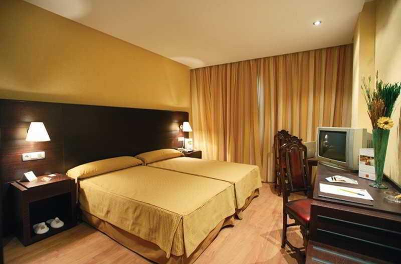 Occidental Granada Otel Oda fotoğraf